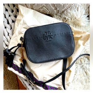 Tory Burch McGraw Tassel detail camera bag black